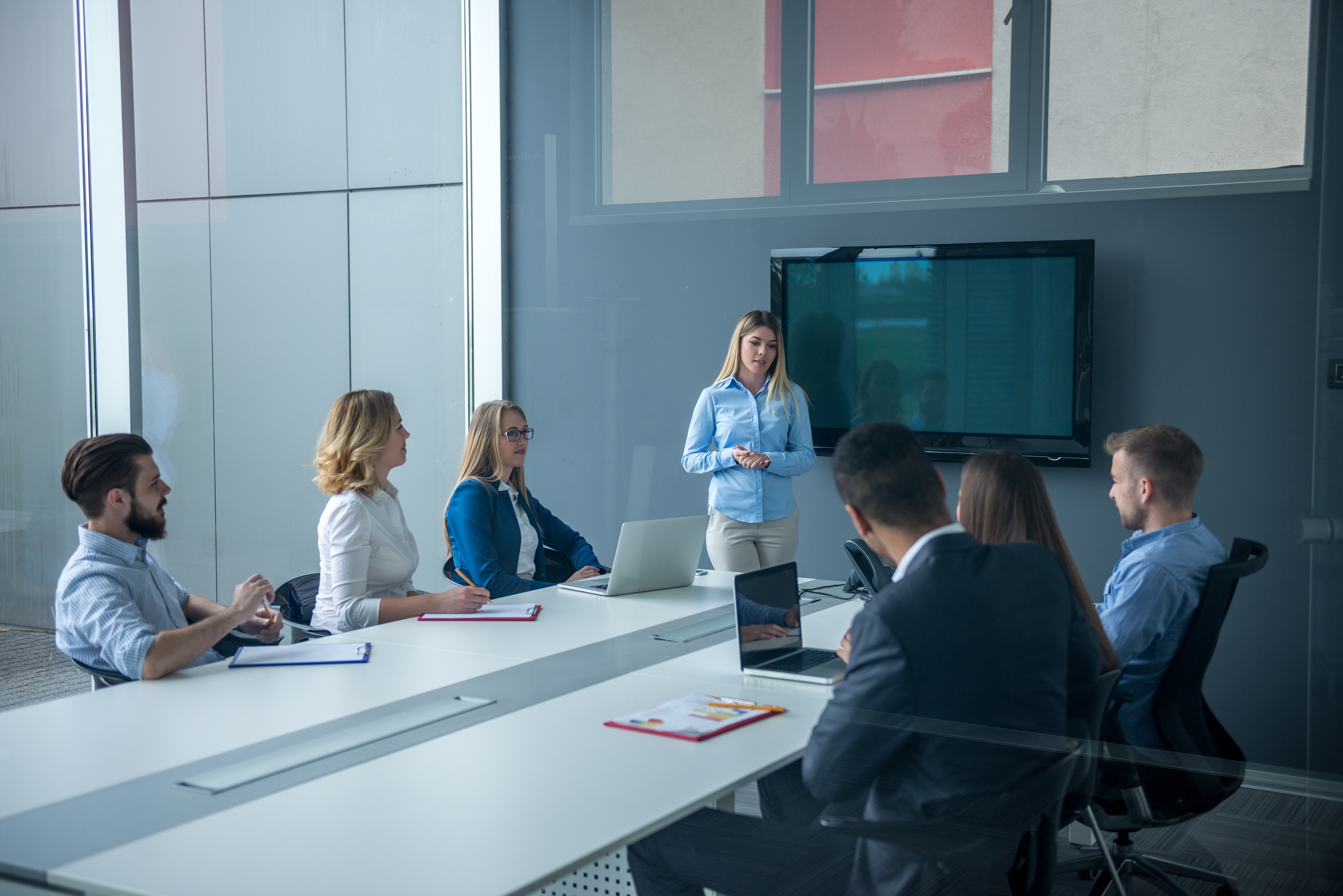 presenting-her-business-plan-FCK7H83